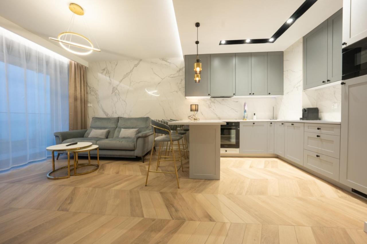 Rodzinne Apartamenty Bardzo Blisko Plazy Реваль Екстер'єр фото